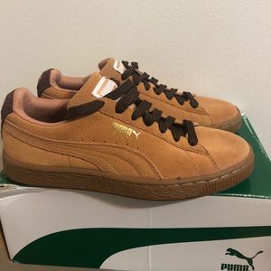 Puma Sneakers